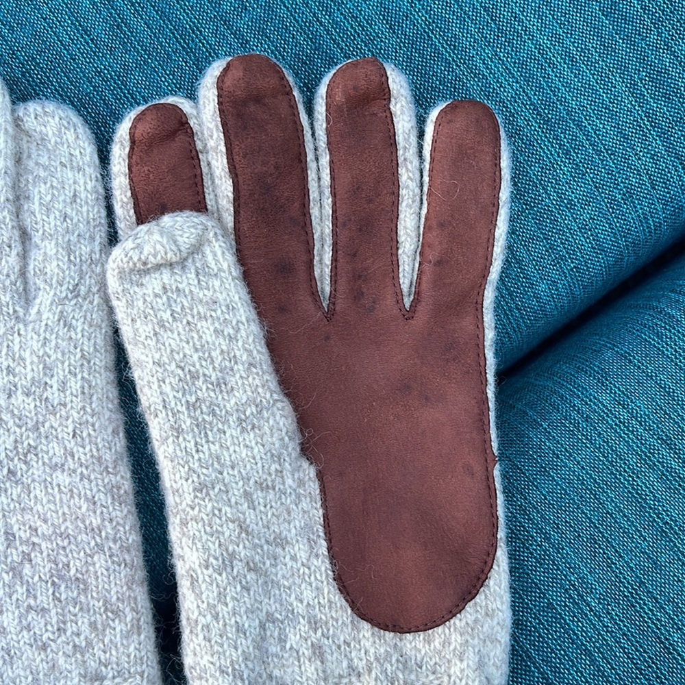 Aris Gray and Brown Gloves - Picture 2 of 5